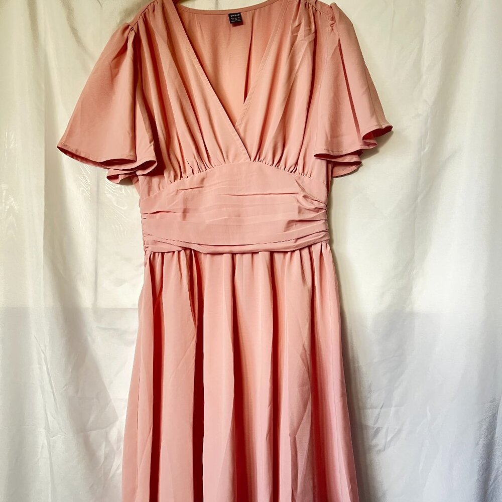 Item 103 Womens Flowy Peach Dress Size M Worn Once